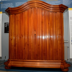2017MdJFrankfurterSchrank